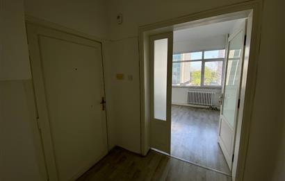 ŞİŞLİ ELMADAĞ CADDE ÜZERİ TEMİZ VE FERAH KİRALIK OFİS