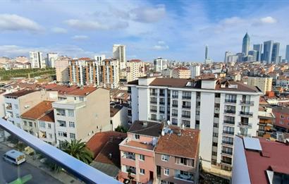 ATAŞEHİR GÜLDİBİ REZİDANS'DA MERKEZİ KONUMDA ÖNÜ AÇIK 2+1