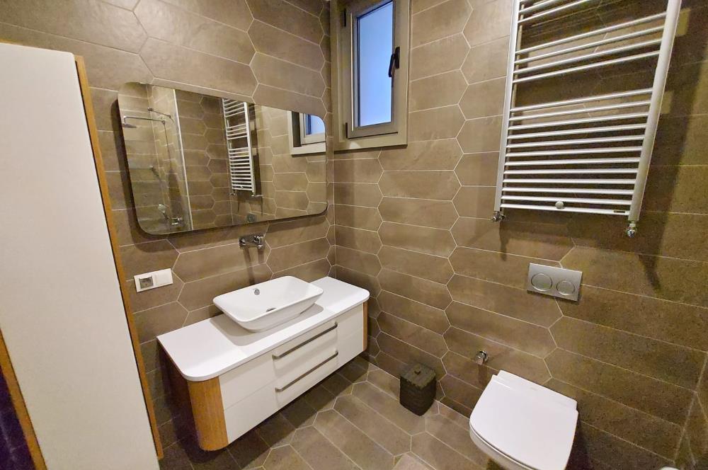 BODRUM YALIKAVAK 1100 M2 BAHÇE İÇERİSİNDE  6+2 YARI OLİMPİK HAVUZLU VİLLA