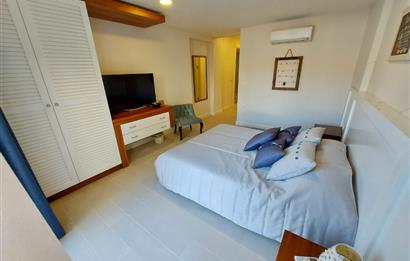 BODRUM YALIKAVAK 1100 M2 BAHÇE İÇERİSİNDE  6+2 YARI OLİMPİK HAVUZLU VİLLA