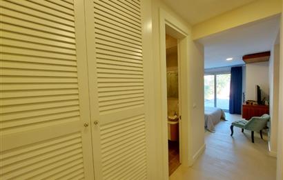 BODRUM YALIKAVAK 1100 M2 BAHÇE İÇERİSİNDE  6+2 YARI OLİMPİK HAVUZLU VİLLA