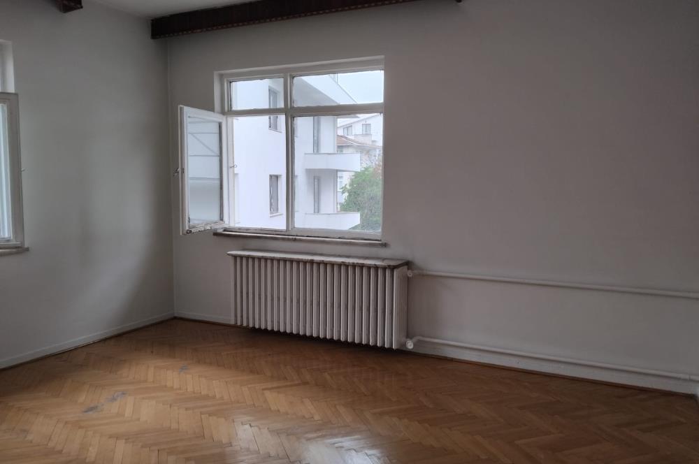ÇANKAYA EMEK MAHALLESİNDE 3+1 DUBLEX TERASLI SATILIK DAİRE