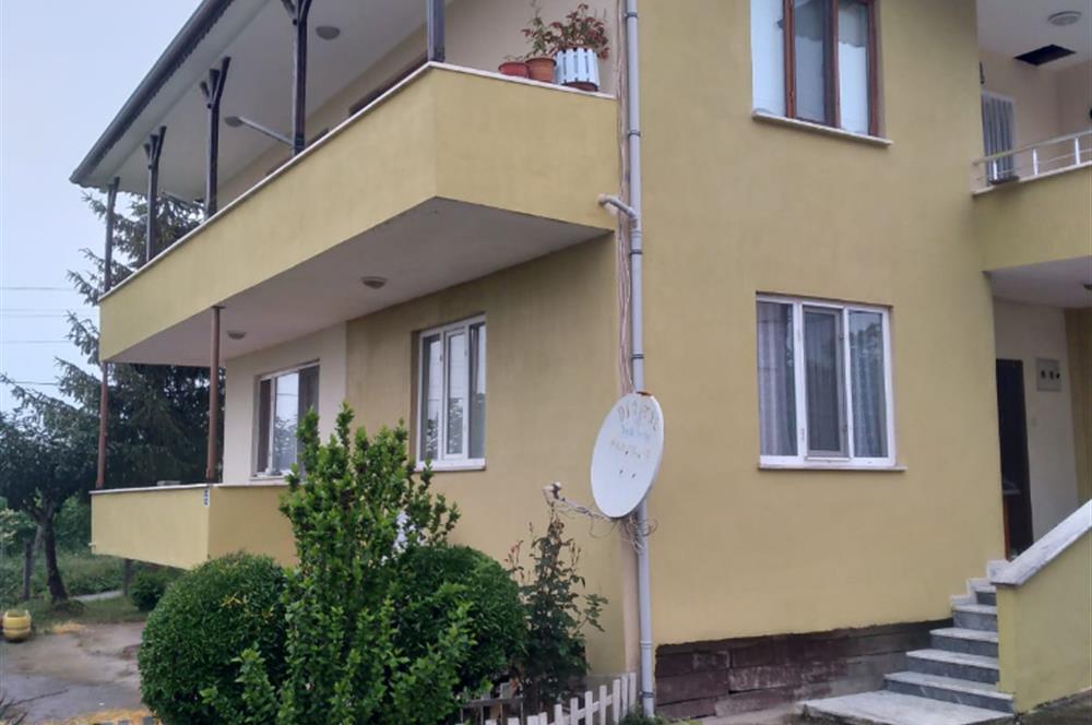 SAKARYA HENDEK KEMALİYE’DE SATILIK MÜSTAKİL EV VE ARSASI