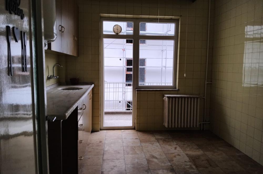 ÇANKAYA EMEK MAHALLESİNDE 3+1 DUBLEX TERASLI SATILIK DAİRE