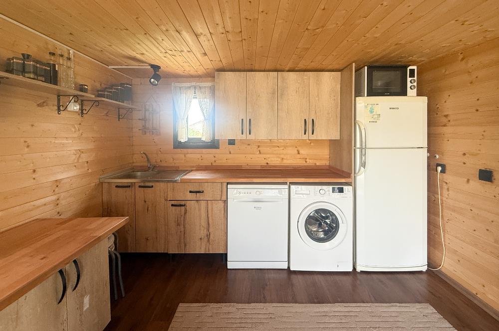 CENTURY21 BAL'DAN OVACIK MAH. SATILIK 2 KATLI AHŞAP EV VE TARLA
