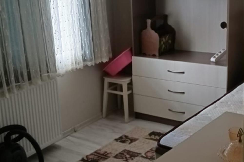 GENÇ BİNADA SATILIK    1+1  DAİRE SATILIKTIR
