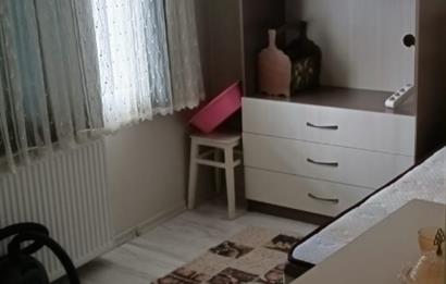GENÇ BİNADA SATILIK    1+1  DAİRE SATILIKTIR
