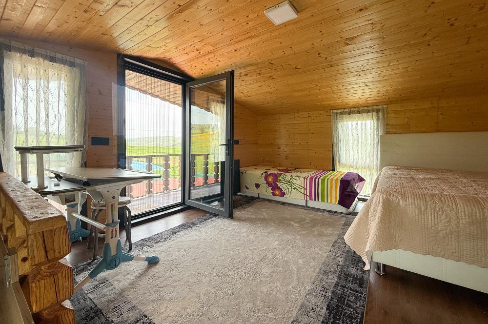 CENTURY21 BAL'DAN OVACIK MAH. SATILIK 2 KATLI AHŞAP EV VE TARLA