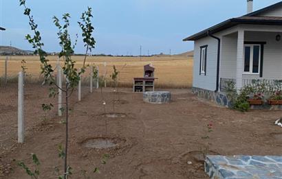 YAĞLIPINARDA 64m² OTURUMA HAZIR ÇELİK EV VE BAHÇESİ