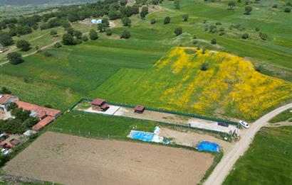 CENTURY21 BAL'DAN OVACIK MAH. SATILIK 2 KATLI AHŞAP EV VE TARLA