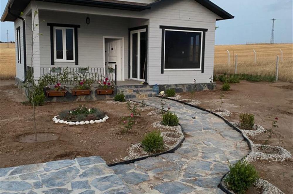 YAĞLIPINARDA 64m² OTURUMA HAZIR ÇELİK EV VE BAHÇESİ