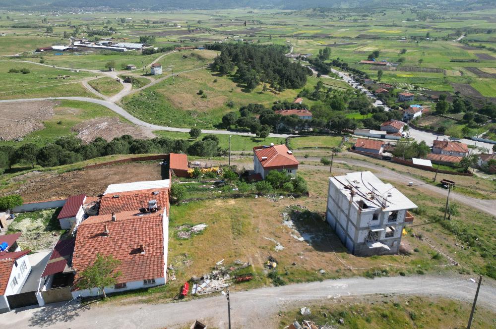  CENTURY 21 BAL OFİSTEN  KOCAAVŞAR MAH. SATILIK KÖY İMARLI ARSA