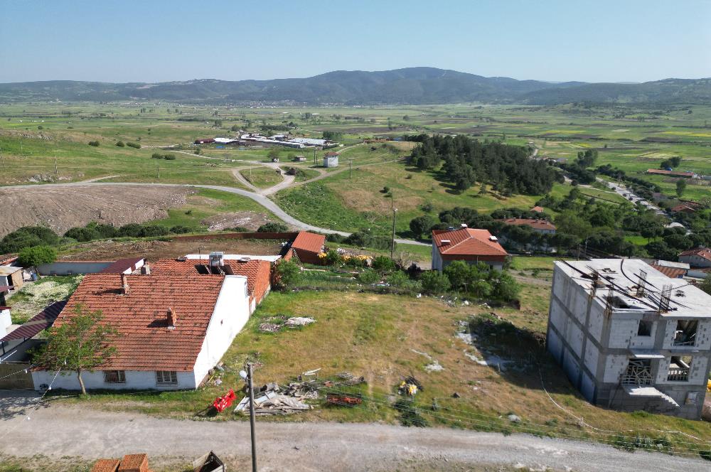  CENTURY 21 BAL OFİSTEN  KOCAAVŞAR MAH. SATILIK KÖY İMARLI ARSA