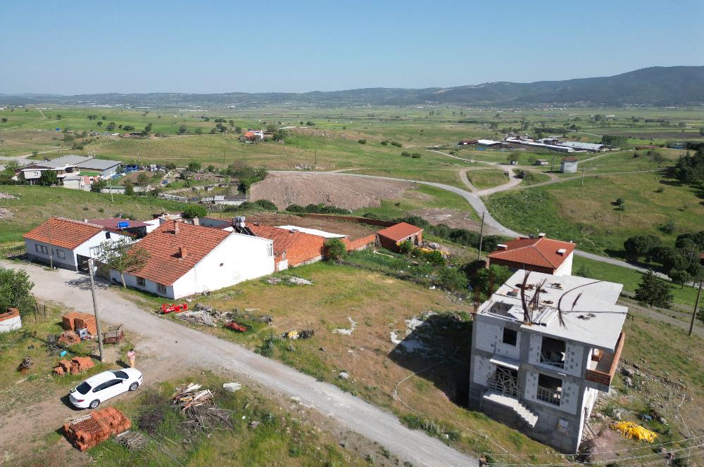  CENTURY 21 BAL OFİSTEN  KOCAAVŞAR MAH. SATILIK KÖY İMARLI ARSA