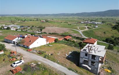  CENTURY 21 BAL OFİSTEN  KOCAAVŞAR MAH. SATILIK KÖY İMARLI ARSA