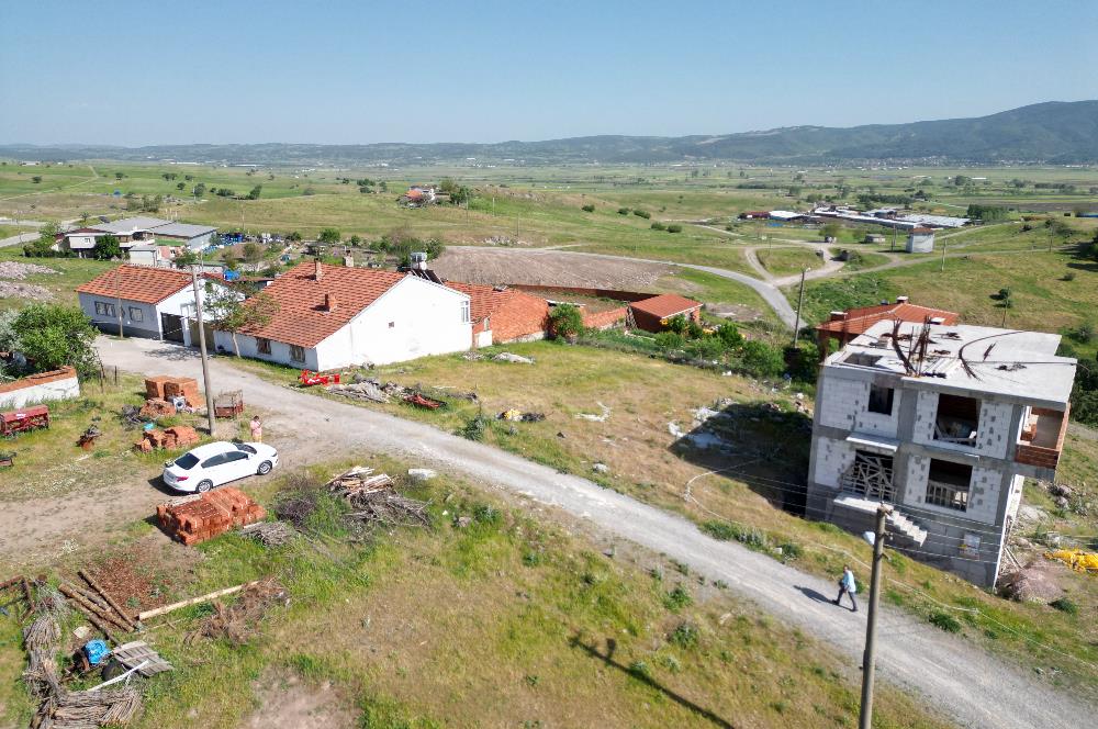  CENTURY 21 BAL OFİSTEN  KOCAAVŞAR MAH. SATILIK KÖY İMARLI ARSA