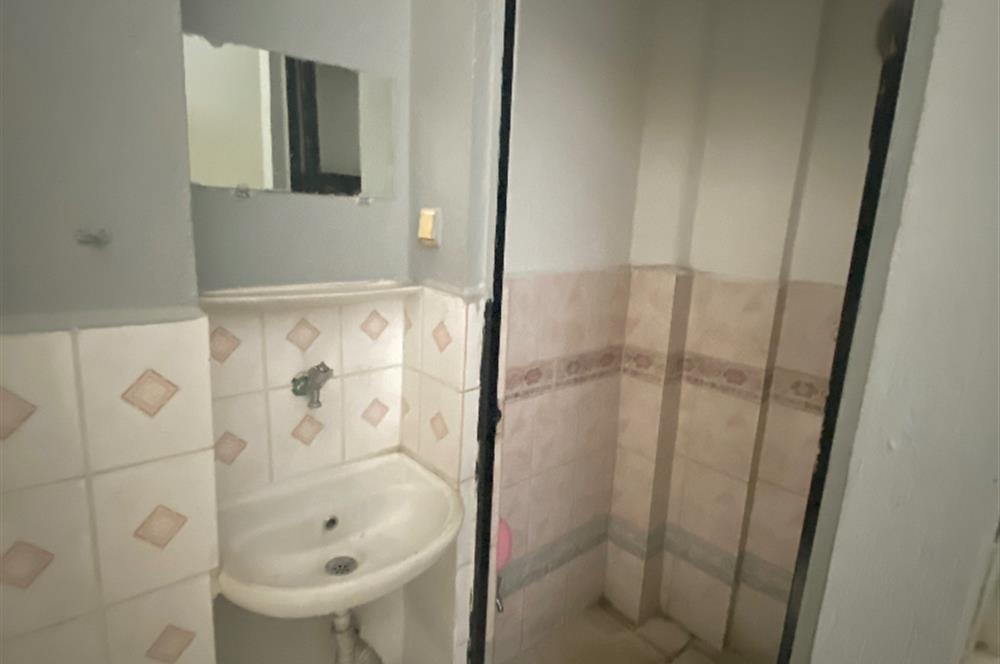 CENTURY 21 PLUS ATAKÖY MAHALLESİNDE ARA KAT DAİRE