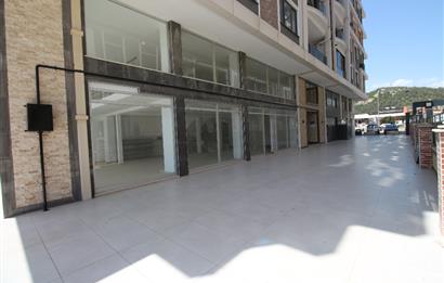 C21 MY MADRA EDREMİTTE 318 M2 AVM YANINDA KİRALIK 3 KATLI DÜKKAN