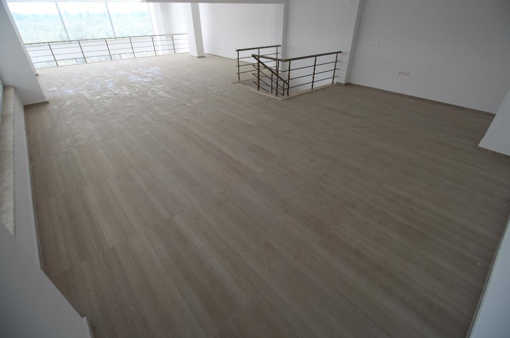 C21 MY MADRA EDREMİTTE 318 M2 AVM YANINDA KİRALIK 3 KATLI DÜKKAN
