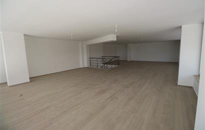 C21 MY MADRA EDREMİTTE 318 M2 AVM YANINDA KİRALIK 3 KATLI DÜKKAN