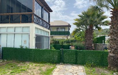 Bodrum Havalimanına Yakın Satılık Havuzlu Site İçinde Bahçe Katı Daire