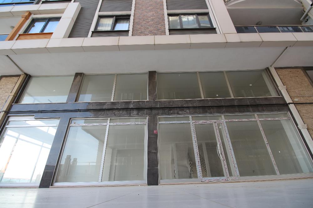 C21 MY MADRA EDREMİTTE 318 M2 AVM YANINDA KİRALIK 3 KATLI DÜKKAN