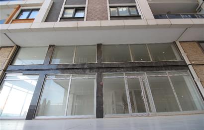 C21 MY MADRA EDREMİTTE 318 M2 AVM YANINDA KİRALIK 3 KATLI DÜKKAN