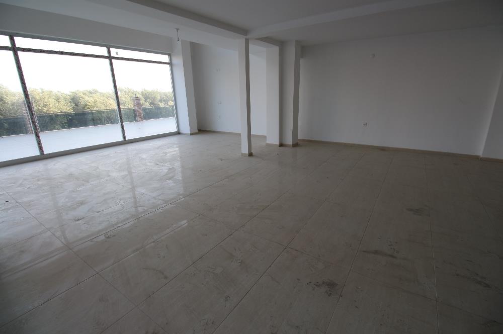 C21 MY MADRA EDREMİTTE 318 M2 AVM YANINDA KİRALIK 3 KATLI DÜKKAN