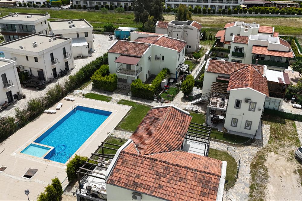 Bodrum Havalimanına Yakın Satılık Havuzlu Site İçinde Bahçe Katı Daire