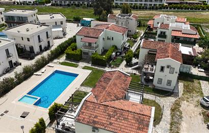 Bodrum Havalimanına Yakın Satılık Havuzlu Site İçinde Bahçe Katı Daire