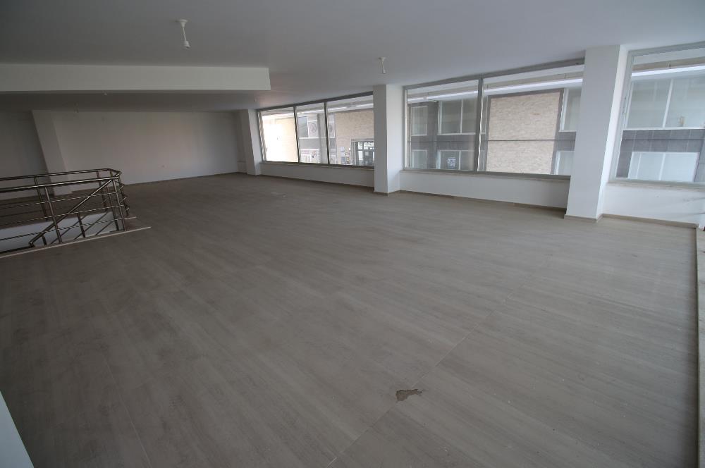 C21 MY MADRA EDREMİTTE 318 M2 AVM YANINDA KİRALIK 3 KATLI DÜKKAN
