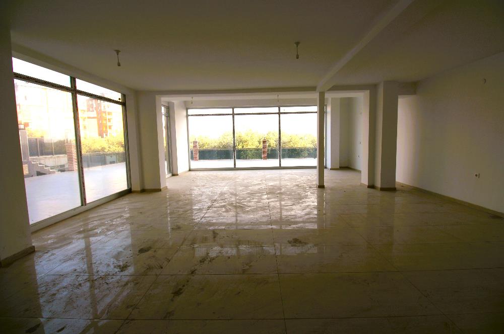 C21 MY MADRA EDREMİTTE 318 M2 AVM YANINDA KİRALIK 3 KATLI DÜKKAN
