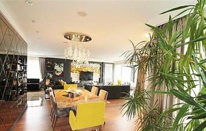 C21 MY MADRADAN ÇEKMEKÖY ANTORMAN SİTESİNDE 5+2 SATILIK VİLLA