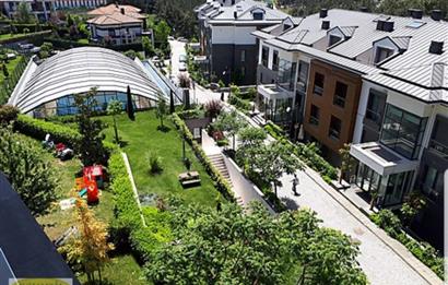 C21 MY MADRADAN ÇEKMEKÖY ANTORMAN SİTESİNDE 5+2 SATILIK VİLLA