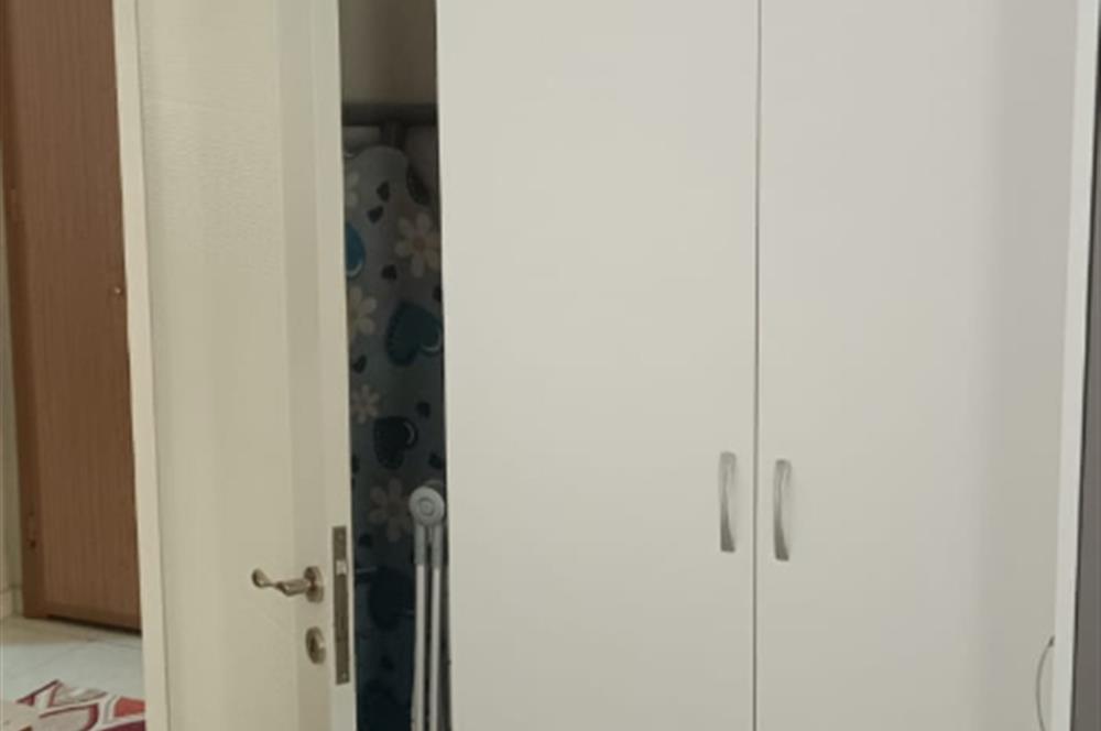 GENÇ BİNADA SATILIK    1+1  DAİRE SATILIKTIR