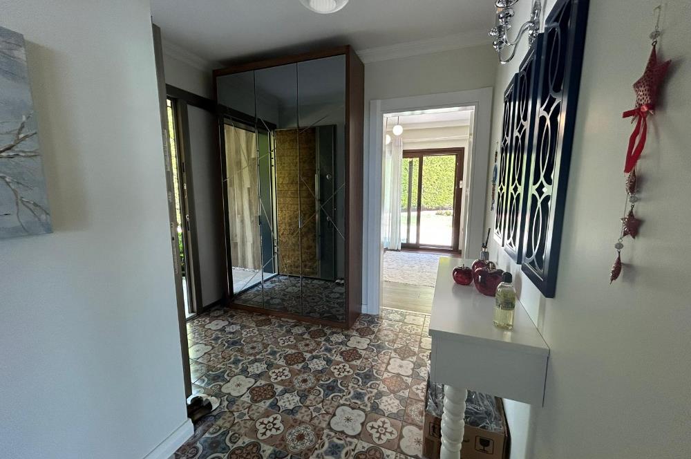 C21 Loca'dan Altınoluk Müstaki 8+1 Havuzlu Villa
