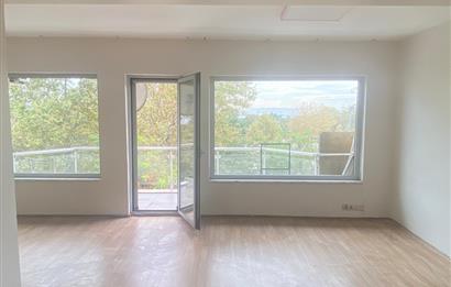 Kartal Sahil Rıhtım Cd. üzerinde 85m2 2+1 Kiralık Ofis