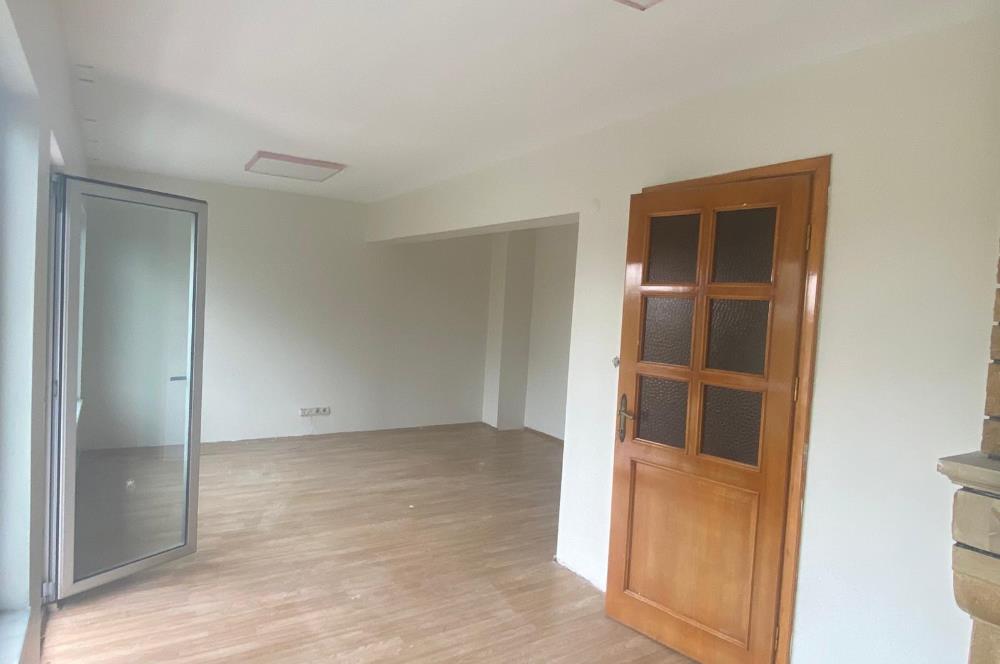 Kartal Sahil Rıhtım Cd. üzerinde 85m2 2+1 Kiralık Ofis