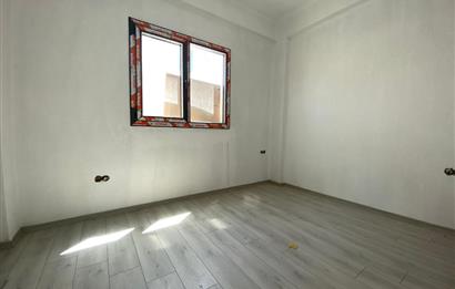 ESKİÇEŞMEDE YILLIK KİRALIK 1+1 EŞYASIZ DAİRELER