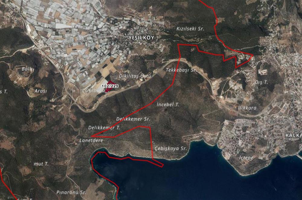 KAŞ YEŞİLKÖY'DE DENİZE 1 KM MESAFEDE ARSA