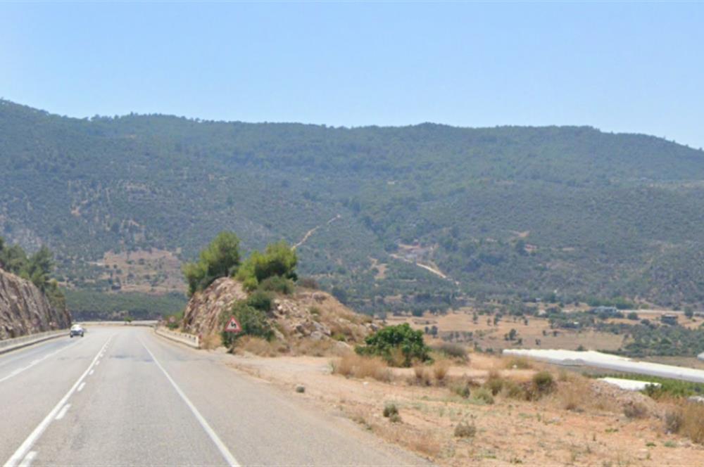 KAŞ YEŞİLKÖY'DE DENİZE 1 KM MESAFEDE ARSA