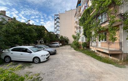 C21 BAL'dan İZMİR YOLU ÜZERİ BAKIMLI MASRAFSIZ SATILIK 2+1 DAİRE