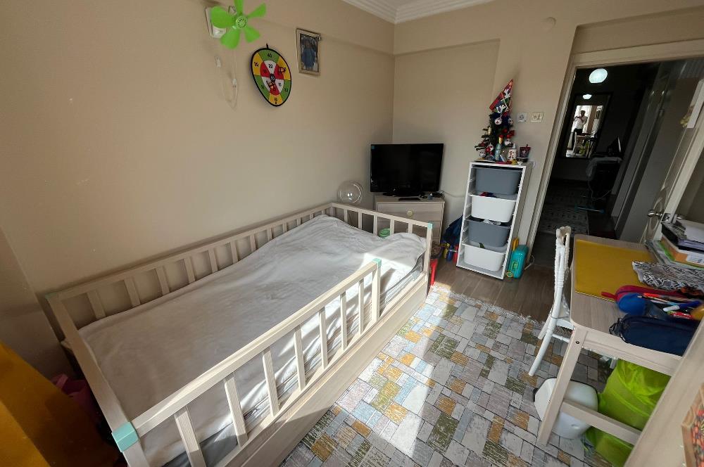 C21 BAL'dan İZMİR YOLU ÜZERİ BAKIMLI MASRAFSIZ SATILIK 2+1 DAİRE