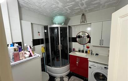 C21 BAL'dan İZMİR YOLU ÜZERİ BAKIMLI MASRAFSIZ SATILIK 2+1 DAİRE