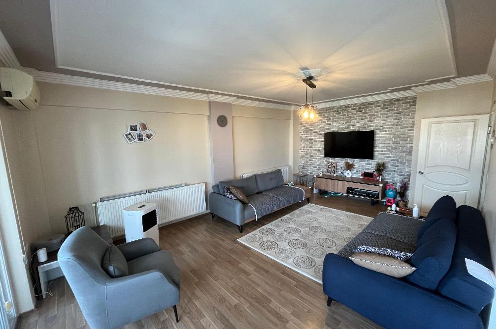 C21 BAL'dan İZMİR YOLU ÜZERİ BAKIMLI MASRAFSIZ SATILIK 2+1 DAİRE