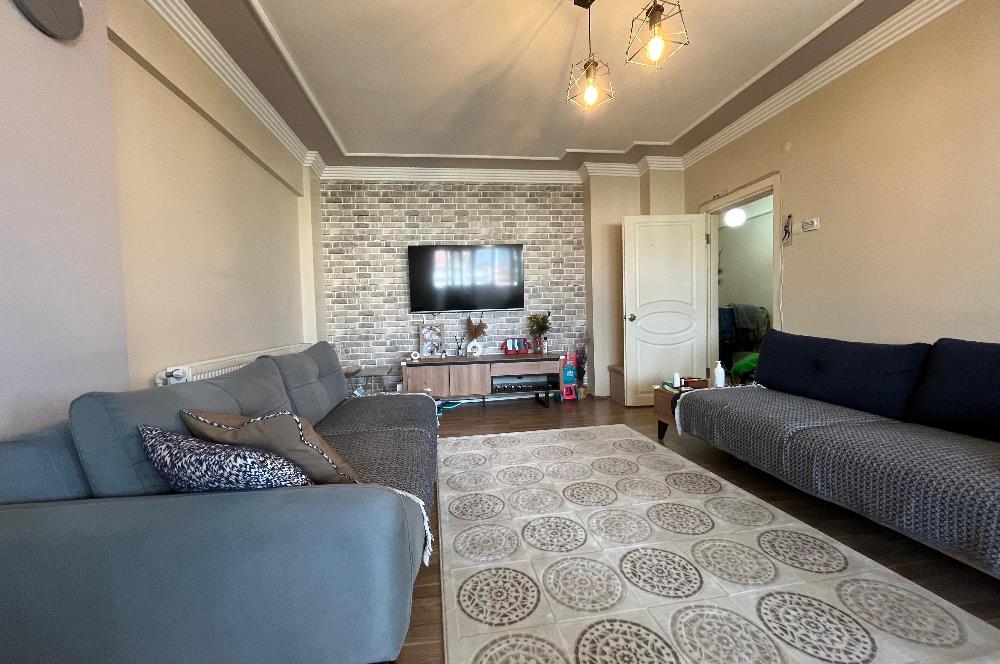 C21 BAL'dan İZMİR YOLU ÜZERİ BAKIMLI MASRAFSIZ SATILIK 2+1 DAİRE
