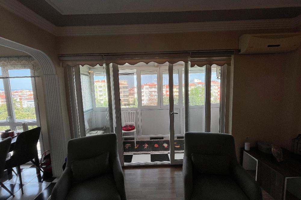 C21 BAL'dan İZMİR YOLU ÜZERİ BAKIMLI MASRAFSIZ SATILIK 2+1 DAİRE