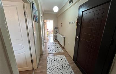 C21 BAL'dan İZMİR YOLU ÜZERİ BAKIMLI MASRAFSIZ SATILIK 2+1 DAİRE