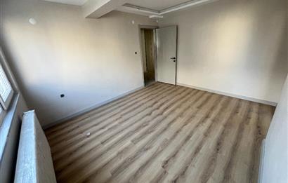 C21 BAL'DAN ÇEVREYOLU CD. ÜZERİNDE FIRSAT SATILIK 2+1 DAİRELER