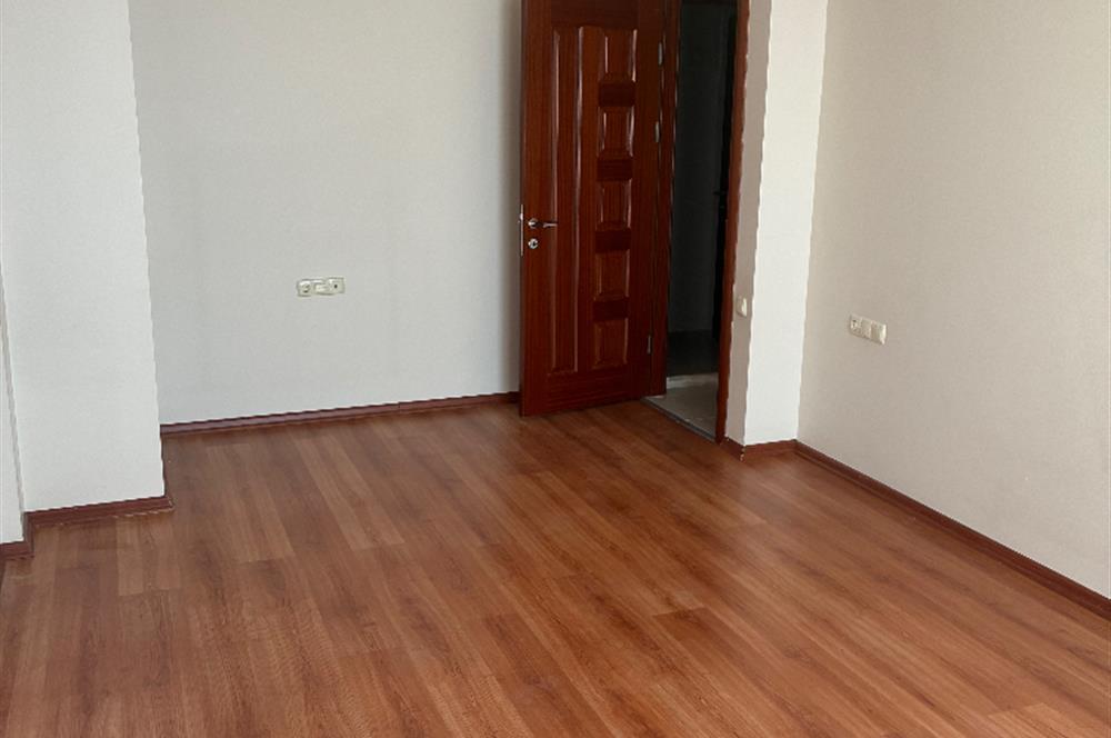 CENTURY 21 PLUS KARAMAN MAHALLESİNDE MERKEZİ KONUMDA LÜX DAİRE